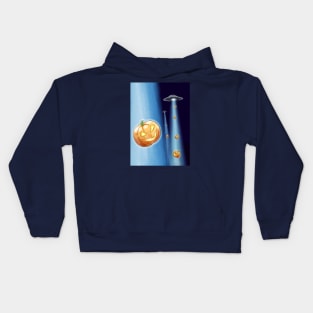 Aliens stealing pumpkins Kids Hoodie